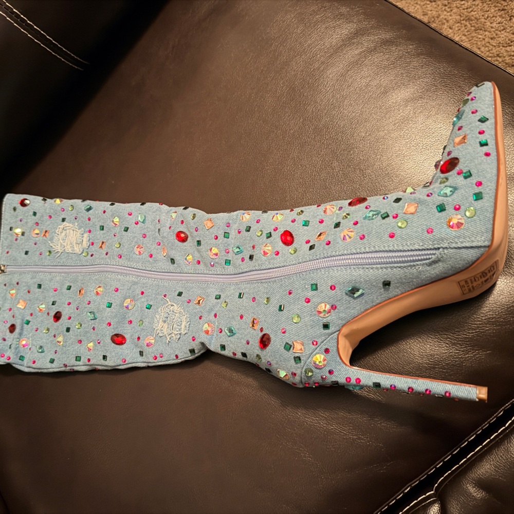 Elegant Embellished Light Denim Heeled Boots
